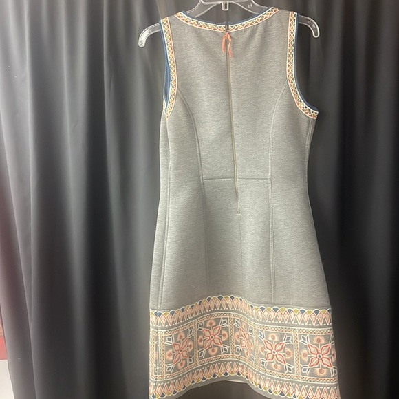 Anthropologie Maeve Grey Embroidered Sleeveless Dress - Picture 5 of 12